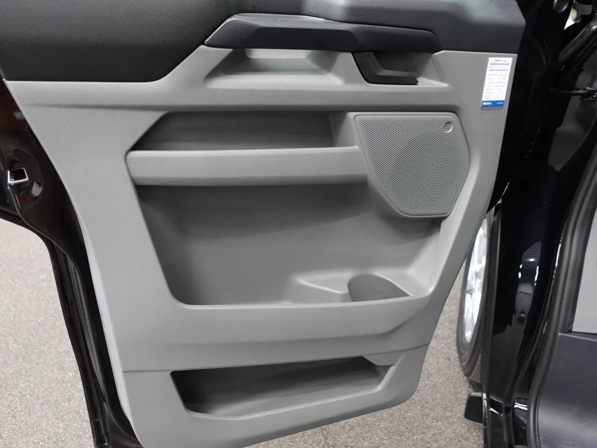 300 2.0 TDCI L2H1 Trend NM Automaat Airco Navigatie Cruise Control Parkeersensoren Camera