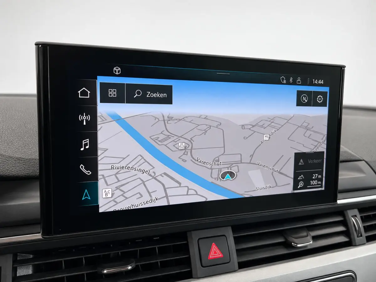 40 TFSI 204pk Pro Line Navigatie Apple CarPlay Android Auto Parkeerhulp  Adaptive Cruise Control Stoelverwamring Full led Leder Elektrisch bedienbare achterklep Climate Control Lichtmetalen 