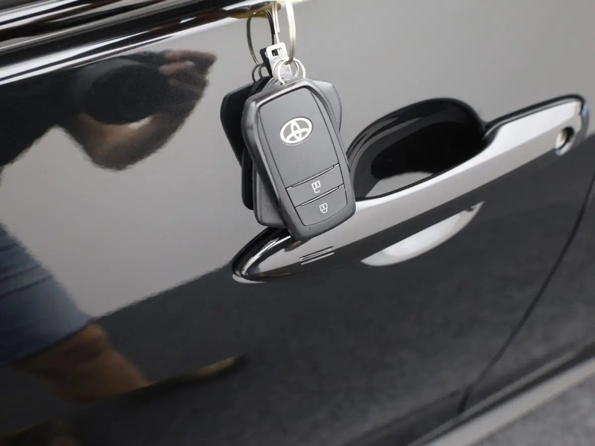 1.5 Hybrid 130 Executive | BSM | Parkeersensoren V&A | Stoel & Stuur verw. | Prijs Rijklaar!!