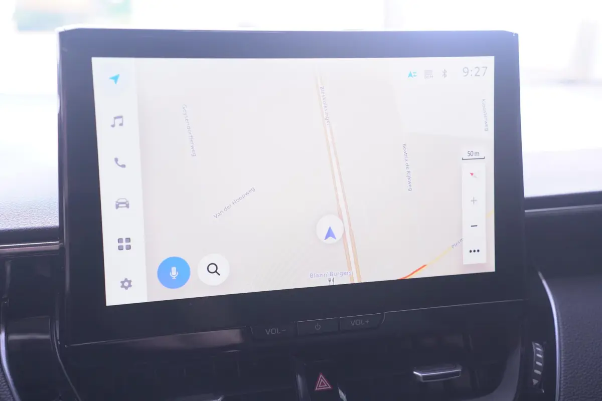 Hybrid 200 Business Plus navigatie camera stoel/stuur-verwarming half-lederen bekleding apple-carplay private-glas lane-assist groot-licht assist stuurbediening