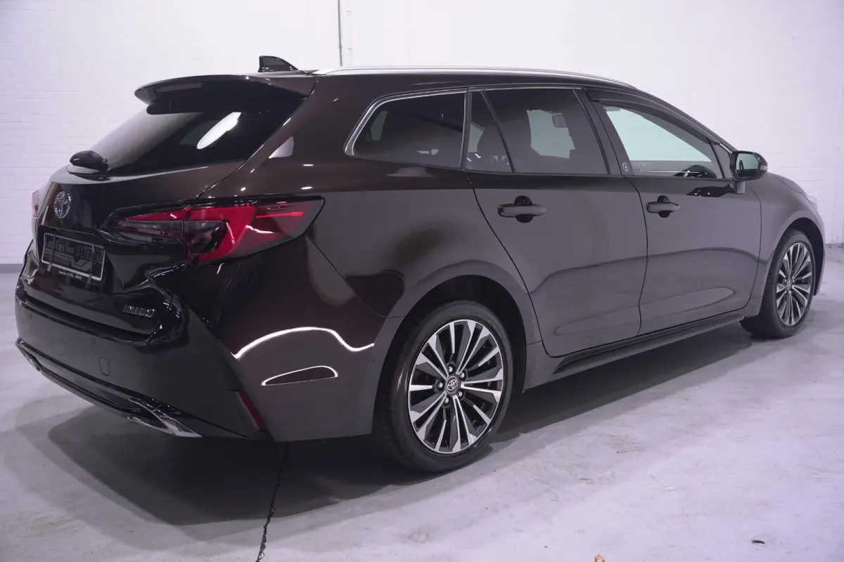 Hybrid 200 Business Plus navigatie camera stoel/stuur-verwarming half-lederen bekleding apple-carplay private-glas lane-assist groot-licht assist stuurbediening