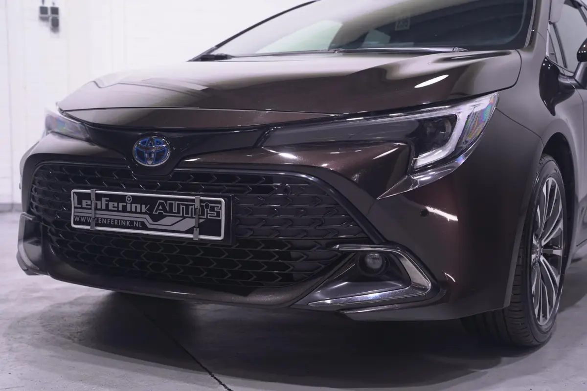 Hybrid 200 Business Plus navigatie camera stoel/stuur-verwarming half-lederen bekleding apple-carplay private-glas lane-assist groot-licht assist stuurbediening