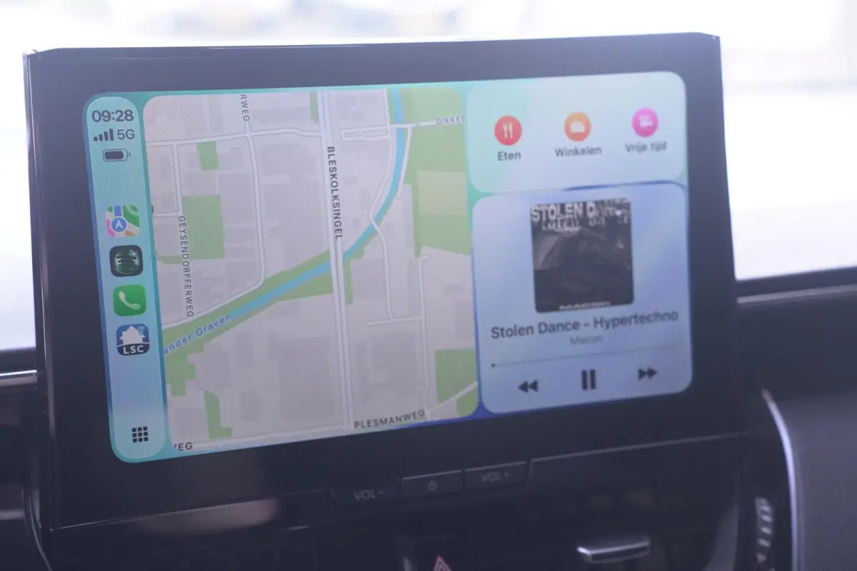 Hybrid 200 Business Plus navigatie camera stoel/stuur-verwarming half-lederen bekleding apple-carplay private-glas lane-assist groot-licht assist stuurbediening