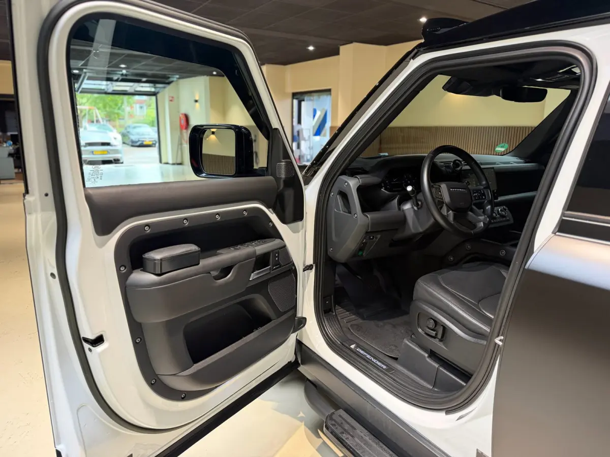 Hard Top 3.0 D200 MHEV X-Dynamic SE|Urban uitvoering|Pano|HSE|HUD|StandkachelKeyless|Memory|Meridian