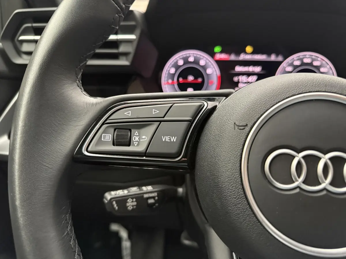 30 1.0TFSI 110PK S-line Stoelverwarming | Adaptieve cruise | Parkeersensoren | Apple Carplay/Android Auto