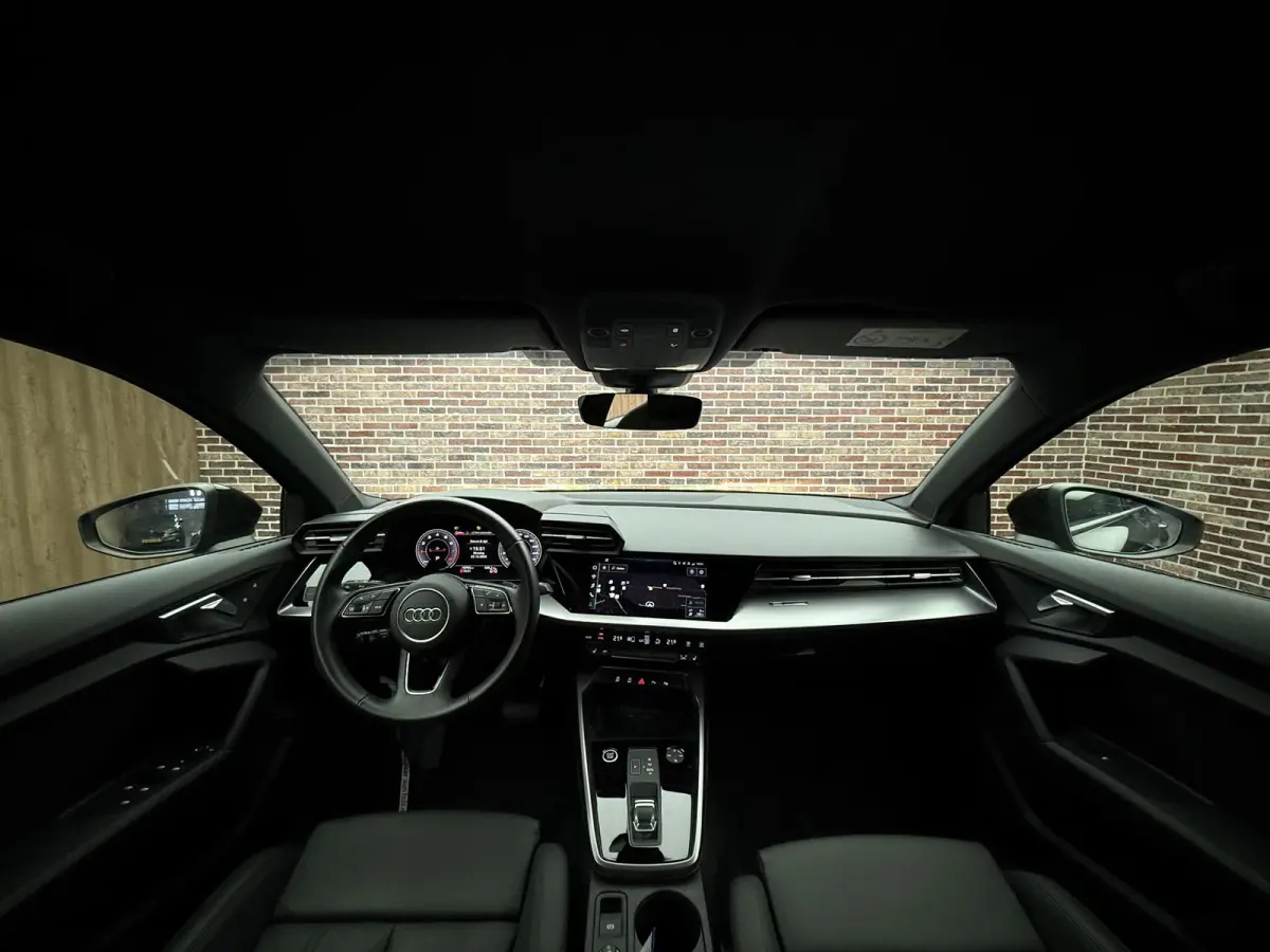 30 1.0TFSI 110PK S-line Stoelverwarming | Adaptieve cruise | Parkeersensoren | Apple Carplay/Android Auto