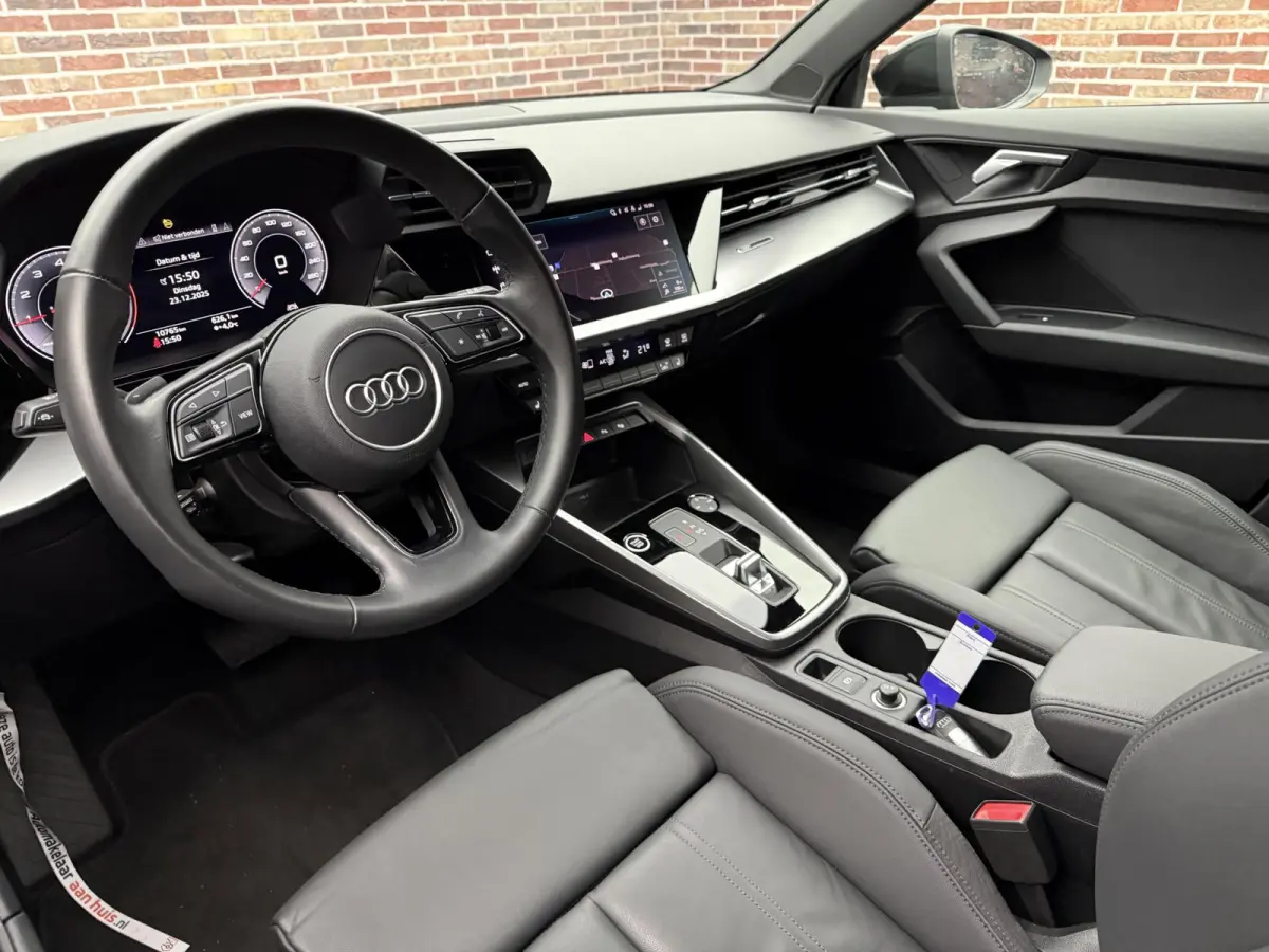 30 1.0TFSI 110PK S-line Stoelverwarming | Adaptieve cruise | Parkeersensoren | Apple Carplay/Android Auto