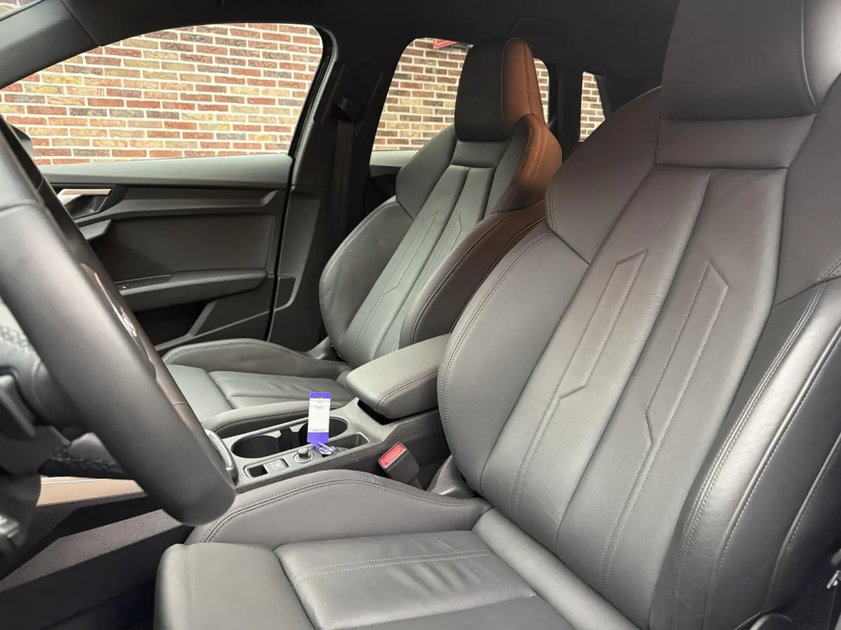 30 1.0TFSI 110PK S-line Stoelverwarming | Adaptieve cruise | Parkeersensoren | Apple Carplay/Android Auto