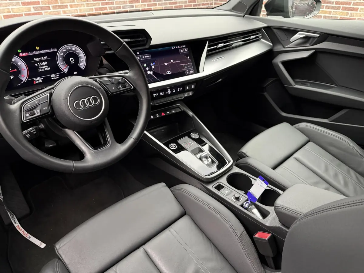 30 1.0TFSI 110PK S-line Stoelverwarming | Adaptieve cruise | Parkeersensoren | Apple Carplay/Android Auto