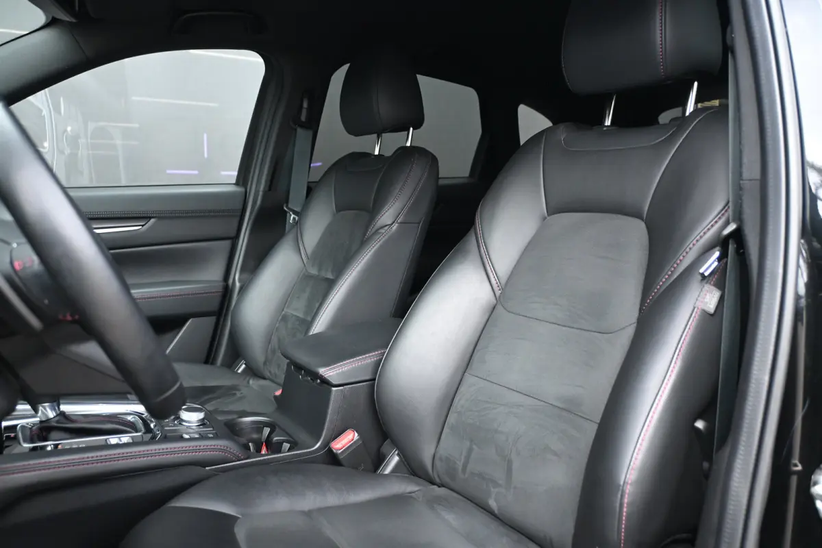 2.0 SkyActiv-G 165 Homura | Alcantara | 360 Camera | HUD | Dodehoekdetectie | Elektr. Stoelen | Stoelverwarming | !!