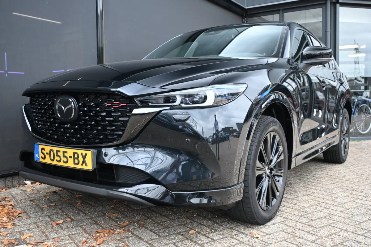 2.0 SkyActiv-G 165 Homura | Alcantara | 360 Camera | HUD | Dodehoekdetectie | Elektr. Stoelen | Stoelverwarming | !!