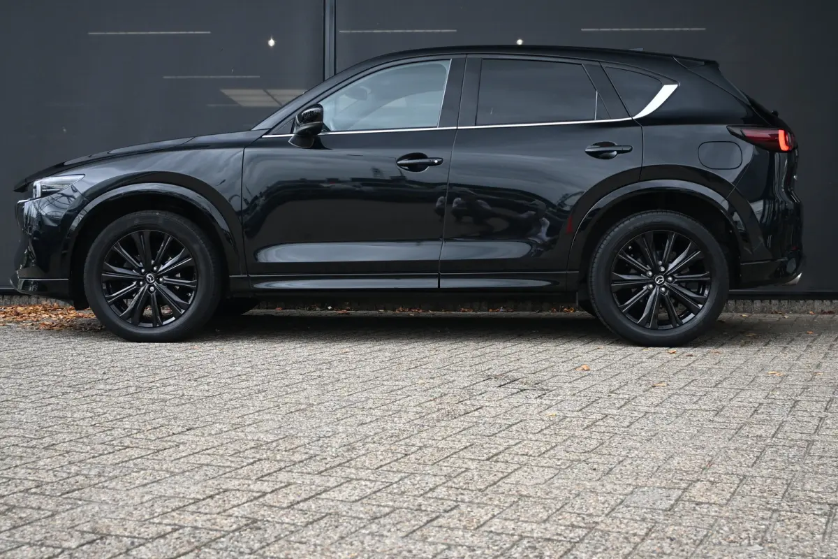 2.0 SkyActiv-G 165 Homura | Alcantara | 360 Camera | HUD | Dodehoekdetectie | Elektr. Stoelen | Stoelverwarming | !!