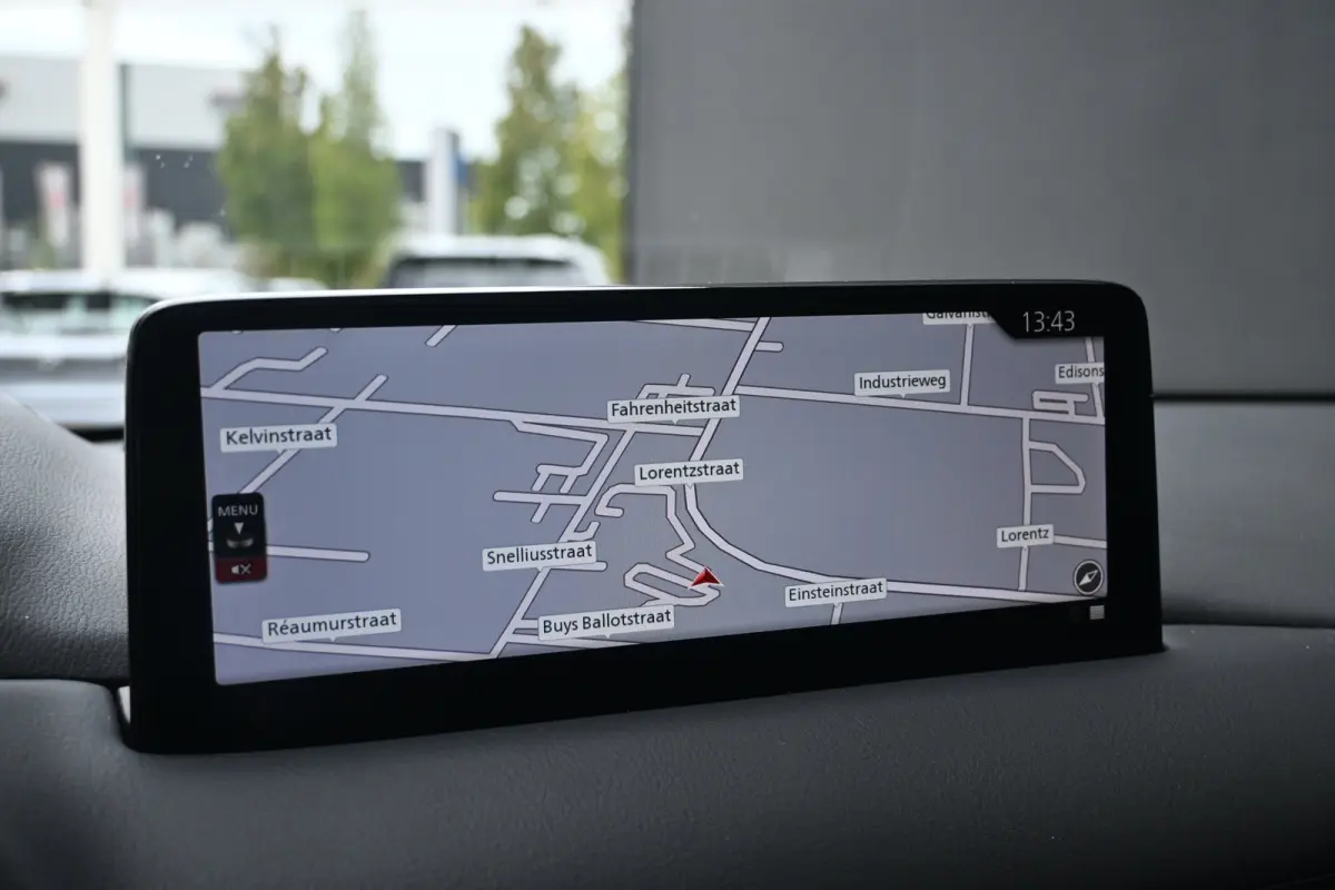2.0 SkyActiv-G 165 Homura | Alcantara | 360 Camera | HUD | Dodehoekdetectie | Elektr. Stoelen | Stoelverwarming | !!