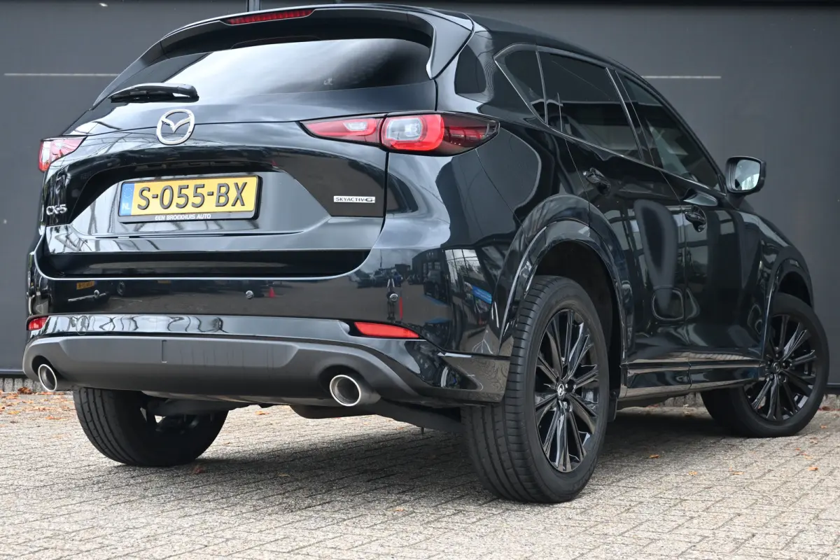 2.0 SkyActiv-G 165 Homura | Alcantara | 360 Camera | HUD | Dodehoekdetectie | Elektr. Stoelen | Stoelverwarming | !!