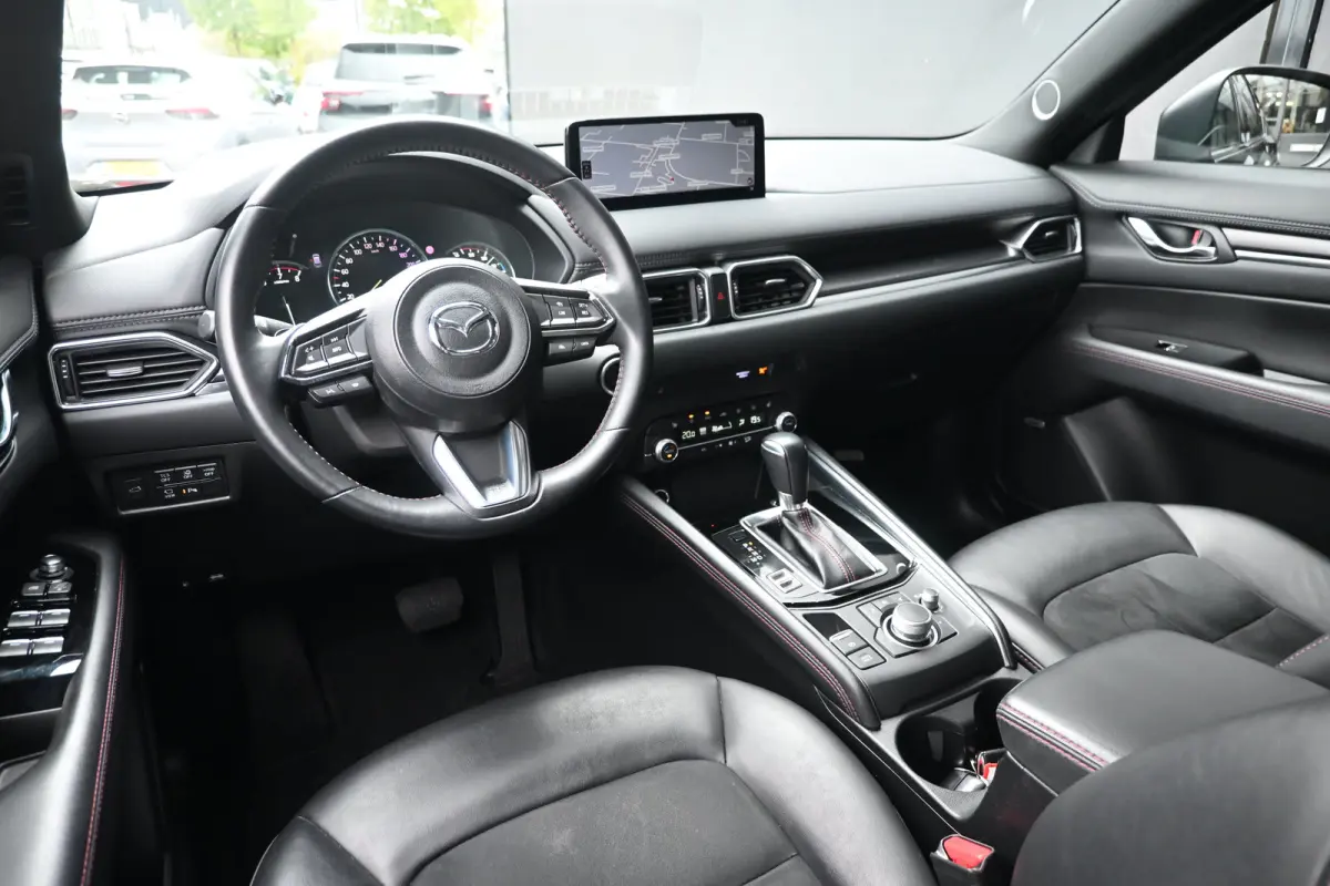 2.0 SkyActiv-G 165 Homura | Alcantara | 360 Camera | HUD | Dodehoekdetectie | Elektr. Stoelen | Stoelverwarming | !!