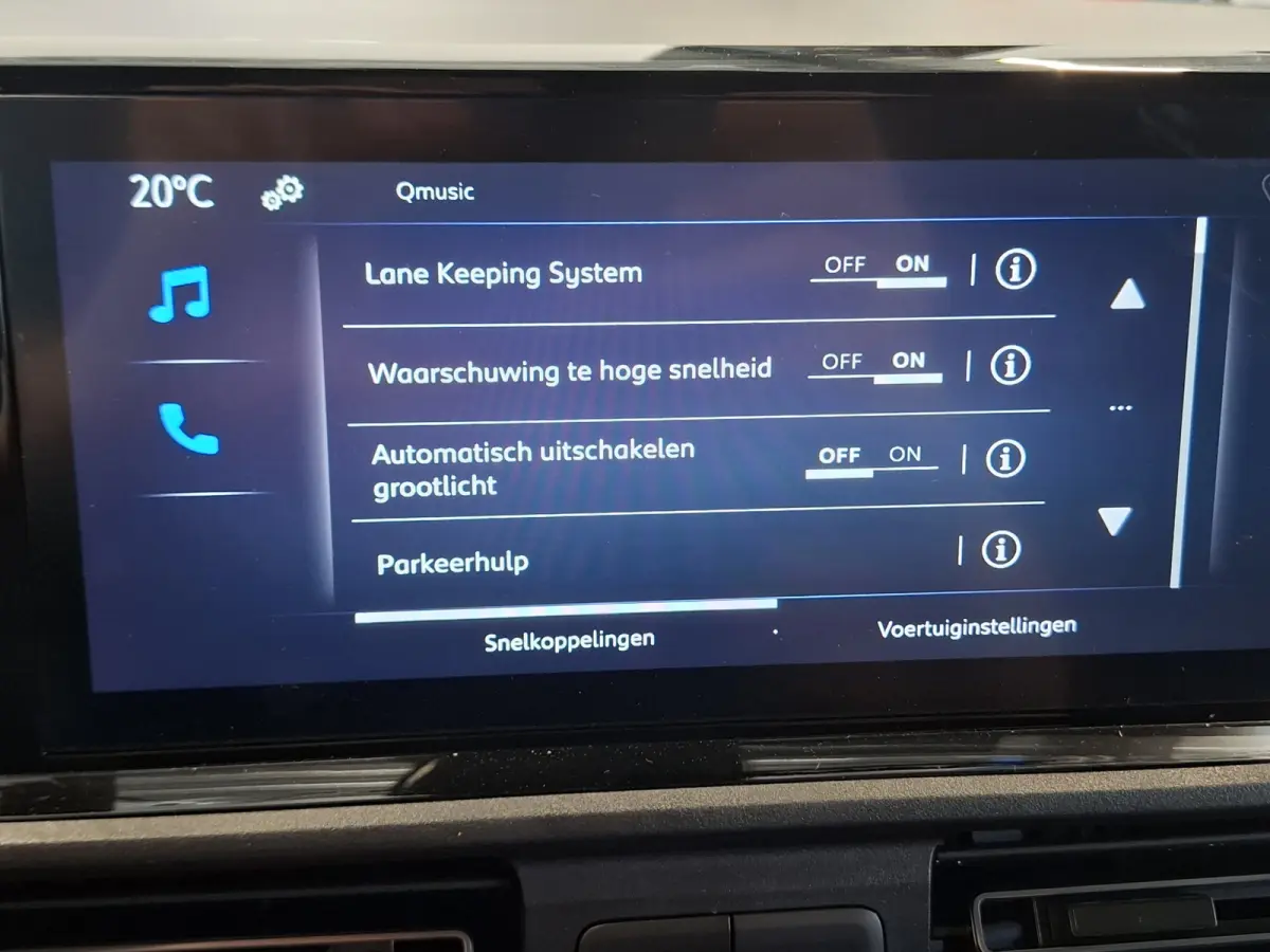 Comfort 50 kWh | Android/Apple Carplay | Achteruitrijcamera | Cruise Control | Airco | PDC Achter |