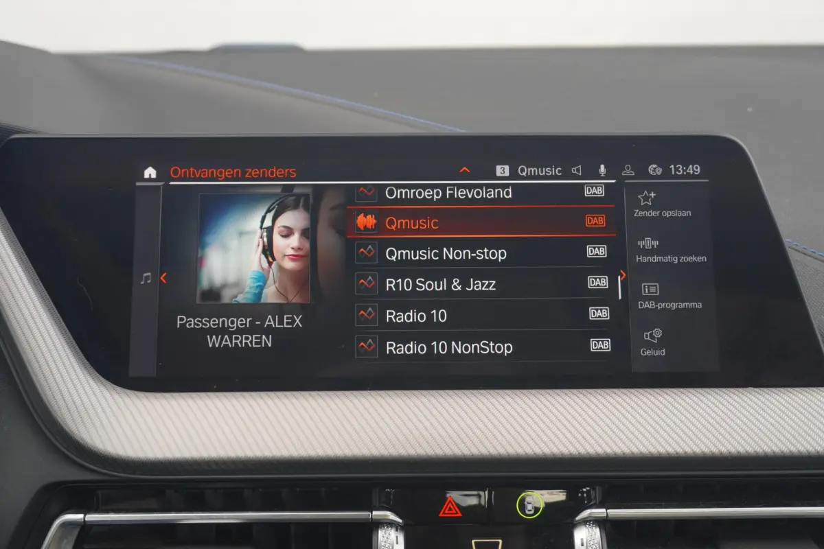 218i Executive M Sport | Elektrisch verwarmde voorstoelen | Cruise control | M Sport Steering