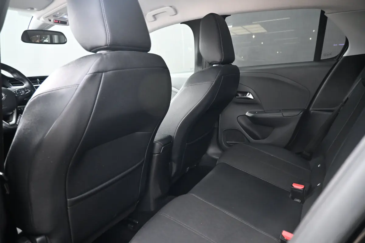 1.2 Elegance 100pk | Dealeronderhouden | Navigatie | Achteruitrijcamera | Stoelverwarming | Climate Control | !!