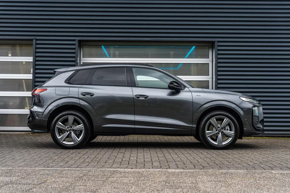 1.5 e-hybrid 272pk S Edition | Trekhaak Pakket | Panoramadak