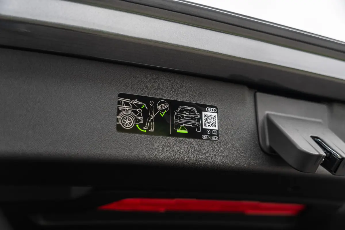 1.5 e-hybrid 272pk S Edition | Trekhaak Pakket | Panoramadak