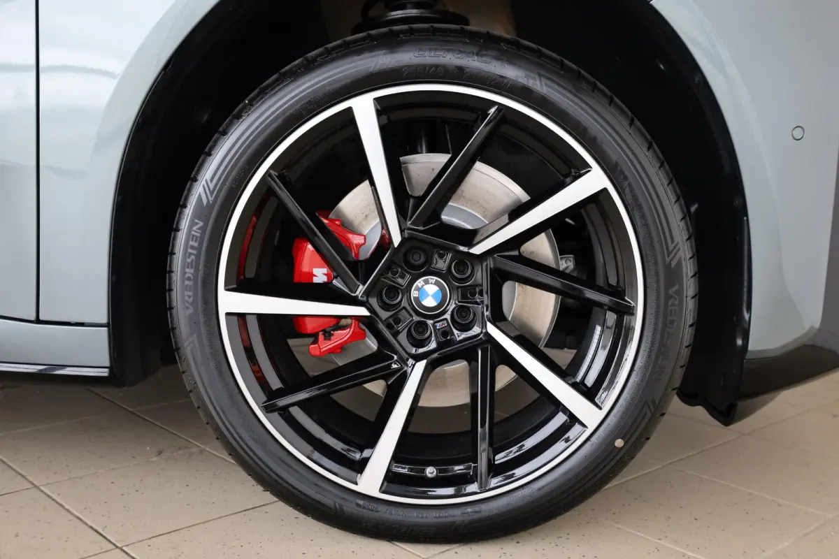 40 eDrive 83 kWh M Sportpakket Pro | Innovation Pack |