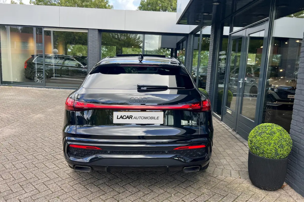 e-hybrid quattro Competition I Luchtvering I PPF