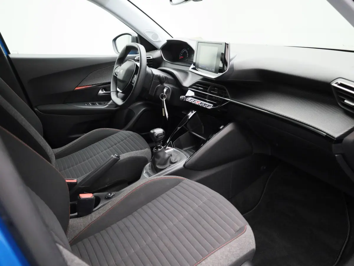 1.2 PureTech Active | Apple Carplay / Android Auto | Cruise Control | Achteruitrijcamera | Parkeersensoren |