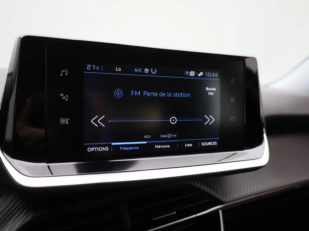 1.2 PureTech Active | Apple Carplay / Android Auto | Cruise Control | Achteruitrijcamera | Parkeersensoren |