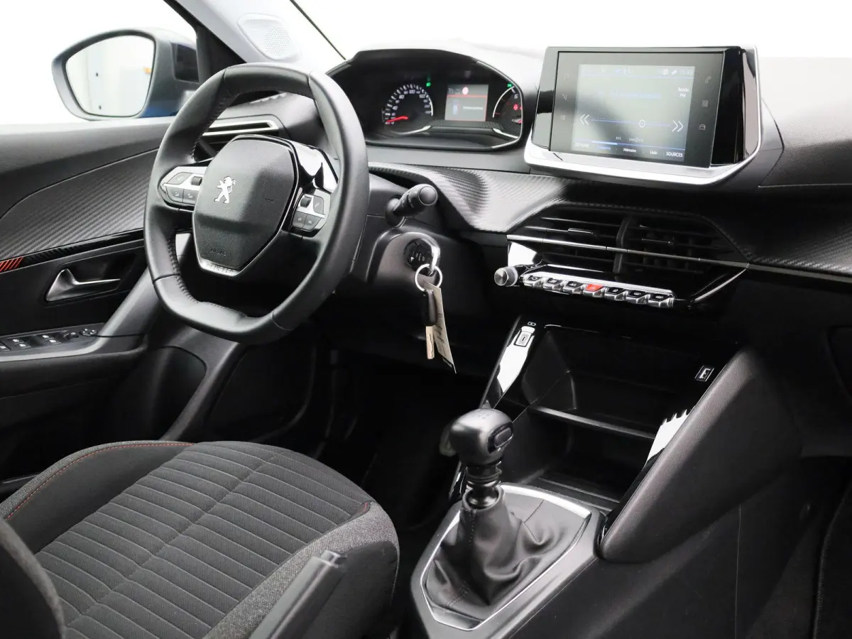 1.2 PureTech Active | Apple Carplay / Android Auto | Cruise Control | Achteruitrijcamera | Parkeersensoren |
