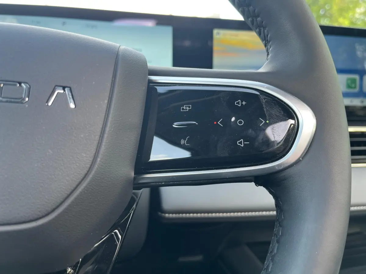 Premium 61 kWh | DEMO | 360 camera | Leder | Stoelverwarming en stoelverkoeling | Carplay |