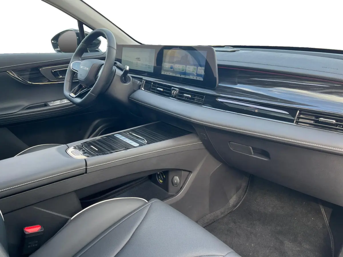 Premium 61 kWh | DEMO | 360 camera | Leder | Stoelverwarming en stoelverkoeling | Carplay |