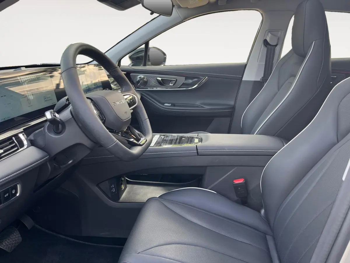 Premium 61 kWh | DEMO | 360 camera | Leder | Stoelverwarming en stoelverkoeling | Carplay |