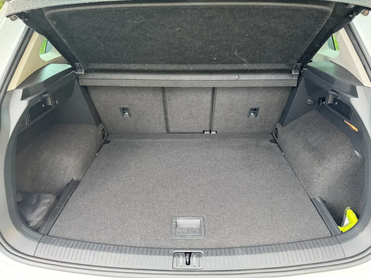 1.4 TSI 126PK COMFORTLINE BUSINESS CARPLAY/ACC/PDC/NAVIGATIE