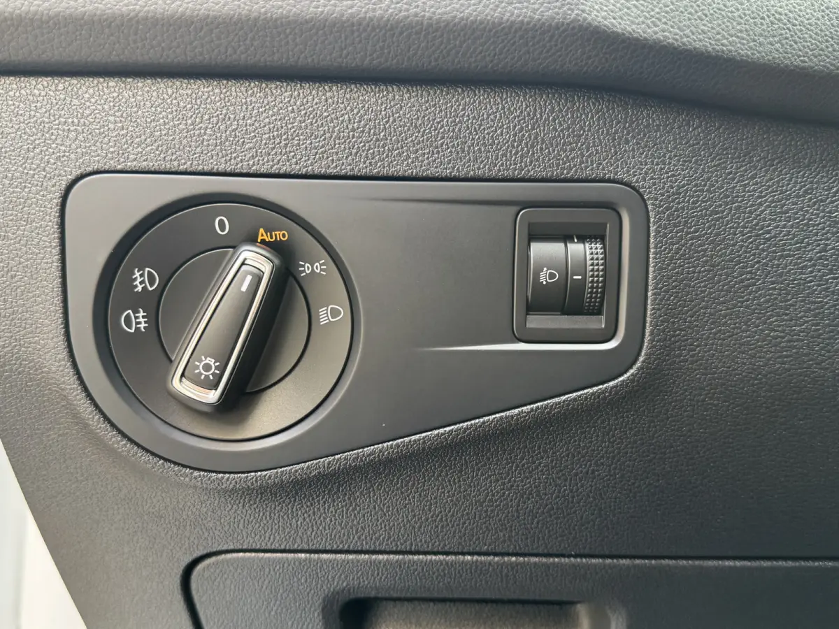1.4 TSI 126PK COMFORTLINE BUSINESS CARPLAY/ACC/PDC/NAVIGATIE