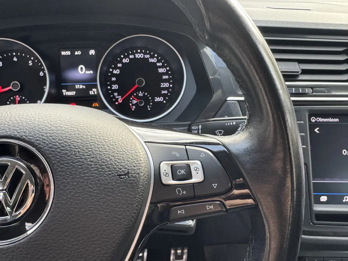 1.4 TSI 126PK COMFORTLINE BUSINESS CARPLAY/ACC/PDC/NAVIGATIE