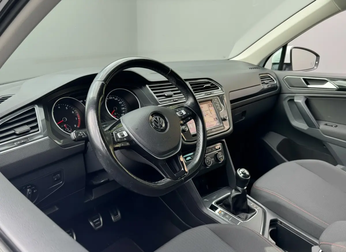 1.4 TSI 126PK COMFORTLINE BUSINESS CARPLAY/ACC/PDC/NAVIGATIE