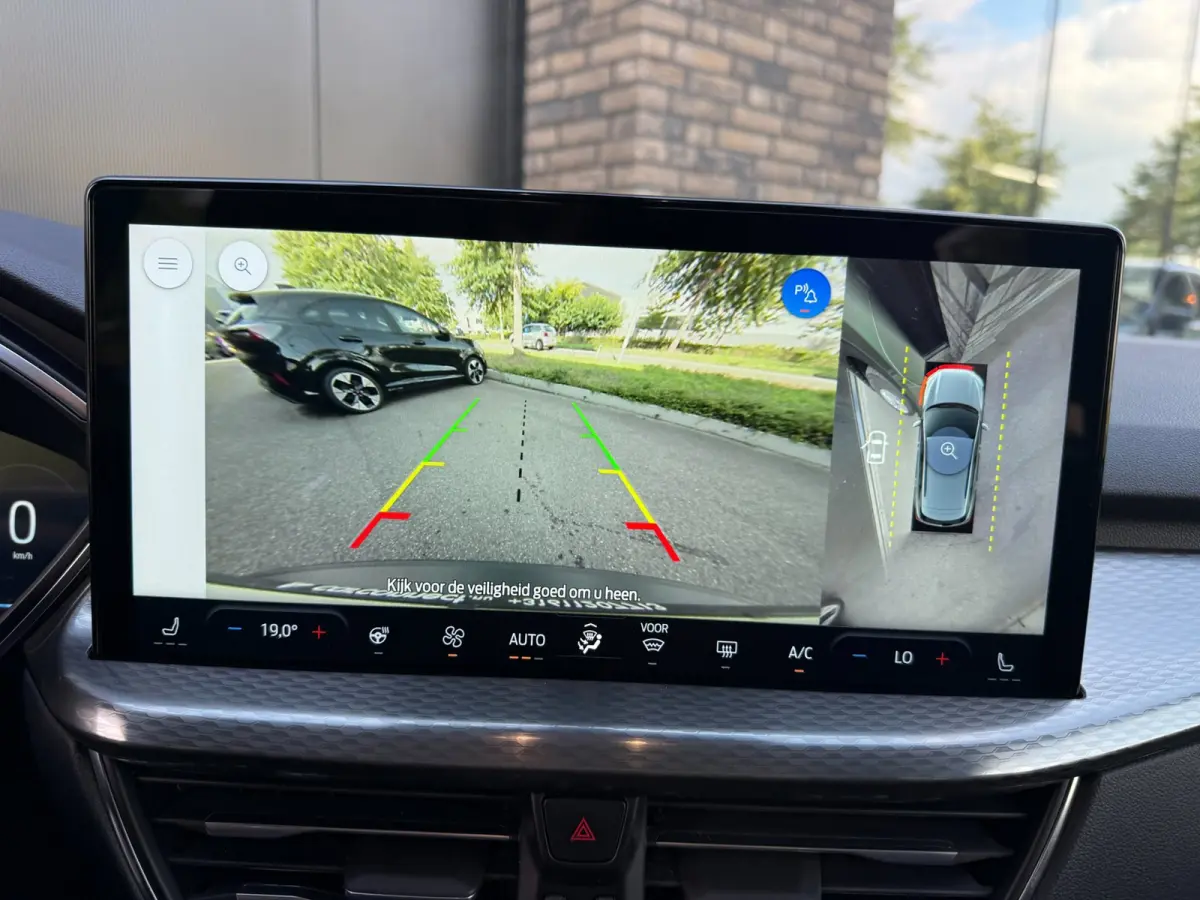 2.5 243pk PHEV Titanium Camera 360-gr, Navi, Winter, Adop cruise etc. etc.
