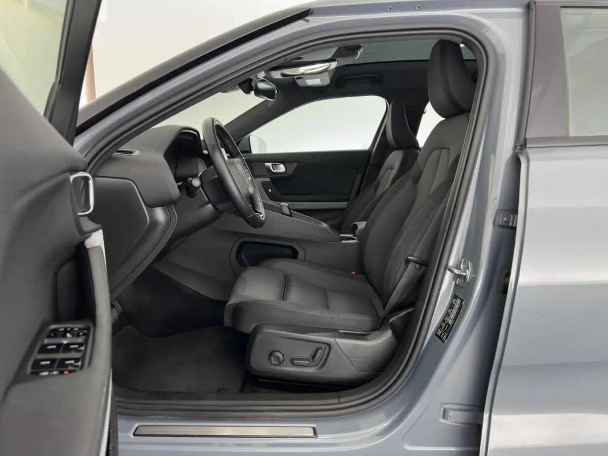 Long Range Dual Motor 78 kWh [3-Fase-11kW] {SOH-88%} (INCL-BTW) Aut. *PANO | FULL-LED | MEMORY-PACK | CAMERA | KEYLESS | LANE-ASSIST | DIGI-COCKPIT | CARPLAY | DAB+ | HEATED-COMFORTSEATS | C