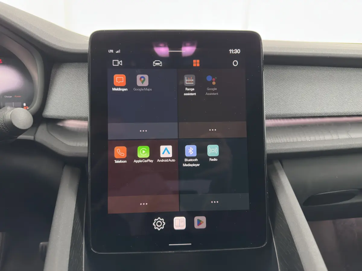 Long Range Dual Motor 78 kWh [3-Fase-11kW] {SOH-88%} (INCL-BTW) Aut. *PANO | FULL-LED | MEMORY-PACK | CAMERA | KEYLESS | LANE-ASSIST | DIGI-COCKPIT | CARPLAY | DAB+ | HEATED-COMFORTSEATS | C