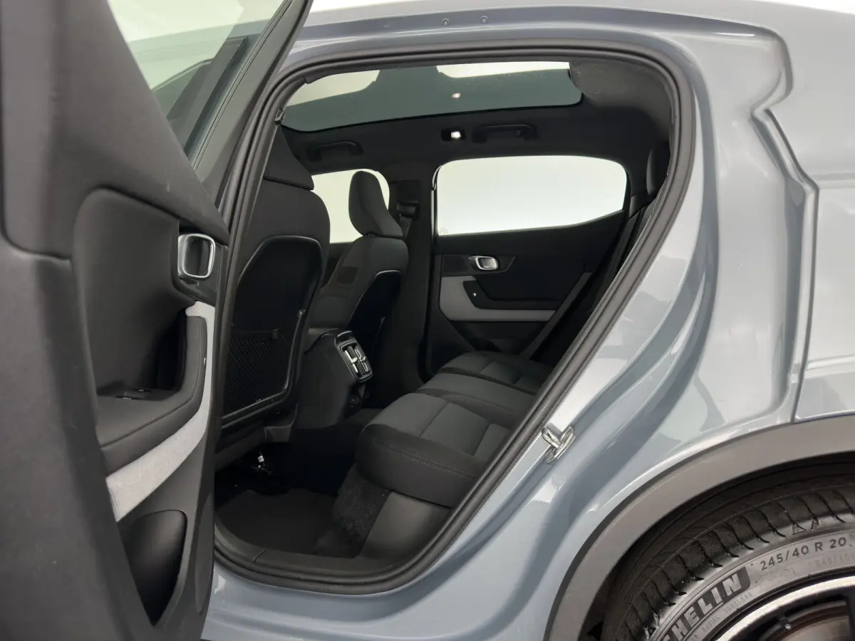 Long Range Dual Motor 78 kWh [3-Fase-11kW] {SOH-88%} (INCL-BTW) Aut. *PANO | FULL-LED | MEMORY-PACK | CAMERA | KEYLESS | LANE-ASSIST | DIGI-COCKPIT | CARPLAY | DAB+ | HEATED-COMFORTSEATS | C