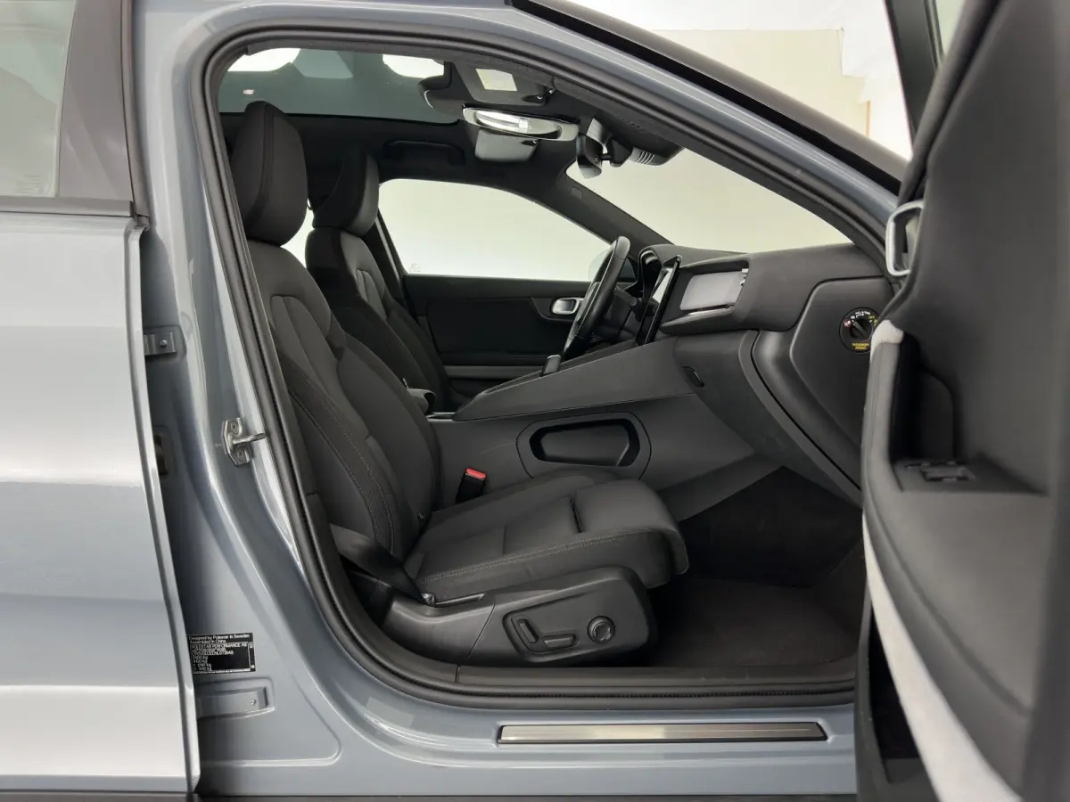 Long Range Dual Motor 78 kWh [3-Fase-11kW] {SOH-88%} (INCL-BTW) Aut. *PANO | FULL-LED | MEMORY-PACK | CAMERA | KEYLESS | LANE-ASSIST | DIGI-COCKPIT | CARPLAY | DAB+ | HEATED-COMFORTSEATS | C