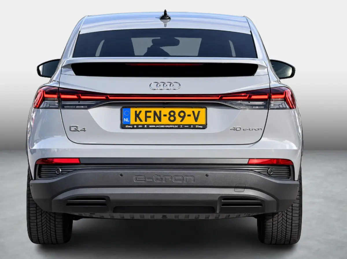 40 Advanced edition 77 kWh SOH 95,2% | Assistentie Pakket | Interieur-pakket | Keyless-pakket | 3 Fase | Leder | 1e Eigenaar | Dealeronderhouden |