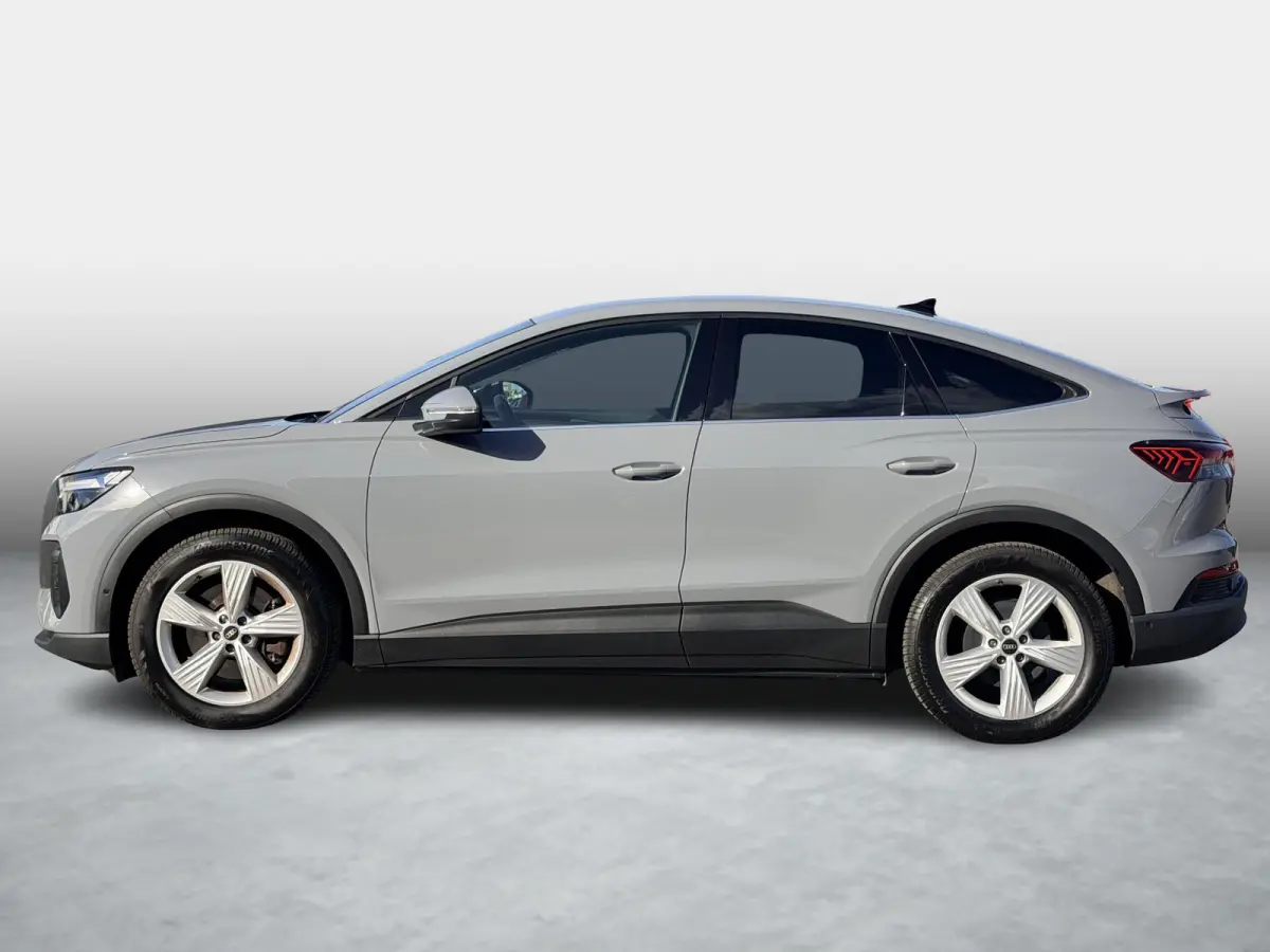 40 Advanced edition 77 kWh SOH 95,2% | Assistentie Pakket | Interieur-pakket | Keyless-pakket | 3 Fase | Leder | 1e Eigenaar | Dealeronderhouden |