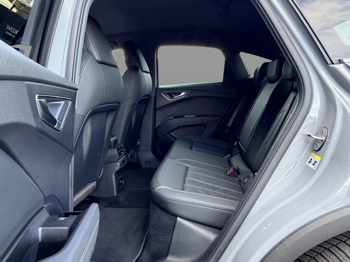 40 Advanced edition 77 kWh SOH 95,2% | Assistentie Pakket | Interieur-pakket | Keyless-pakket | 3 Fase | Leder | 1e Eigenaar | Dealeronderhouden |