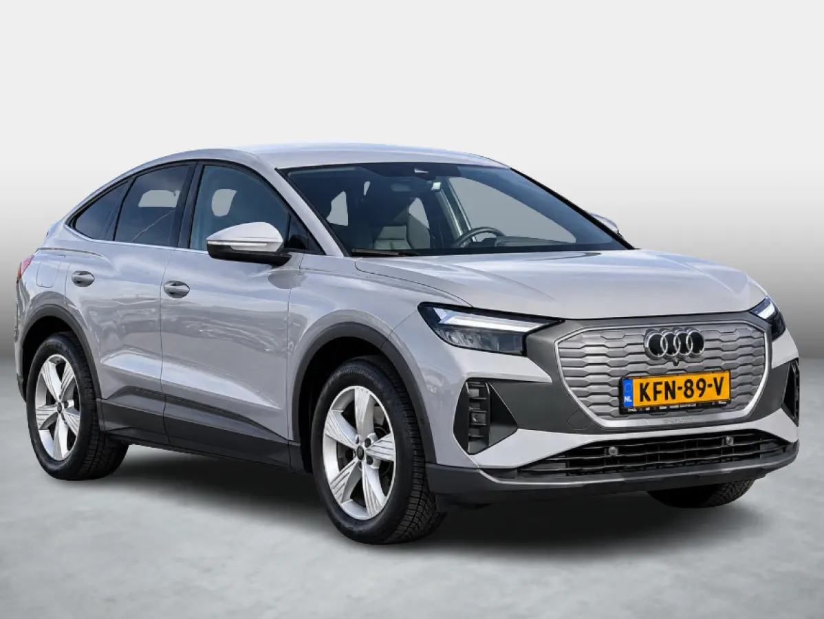 40 Advanced edition 77 kWh SOH 95,2% | Assistentie Pakket | Interieur-pakket | Keyless-pakket | 3 Fase | Leder | 1e Eigenaar | Dealeronderhouden |