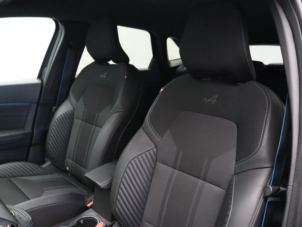 E-Tech full hybrid 145pk esprit Alpine | 19" LMV | Stuurverwarming | Adaptive cruise control | Apple carplay |