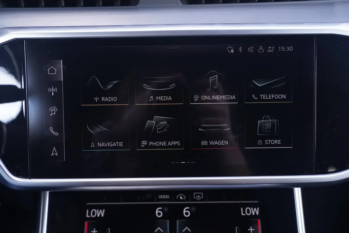 55 TFSI e quattro S Line SOH 90% Apple Carplay Camera Stoel-/stuurverwarming Memory Trekhaak wegklapbaar Matrix Led