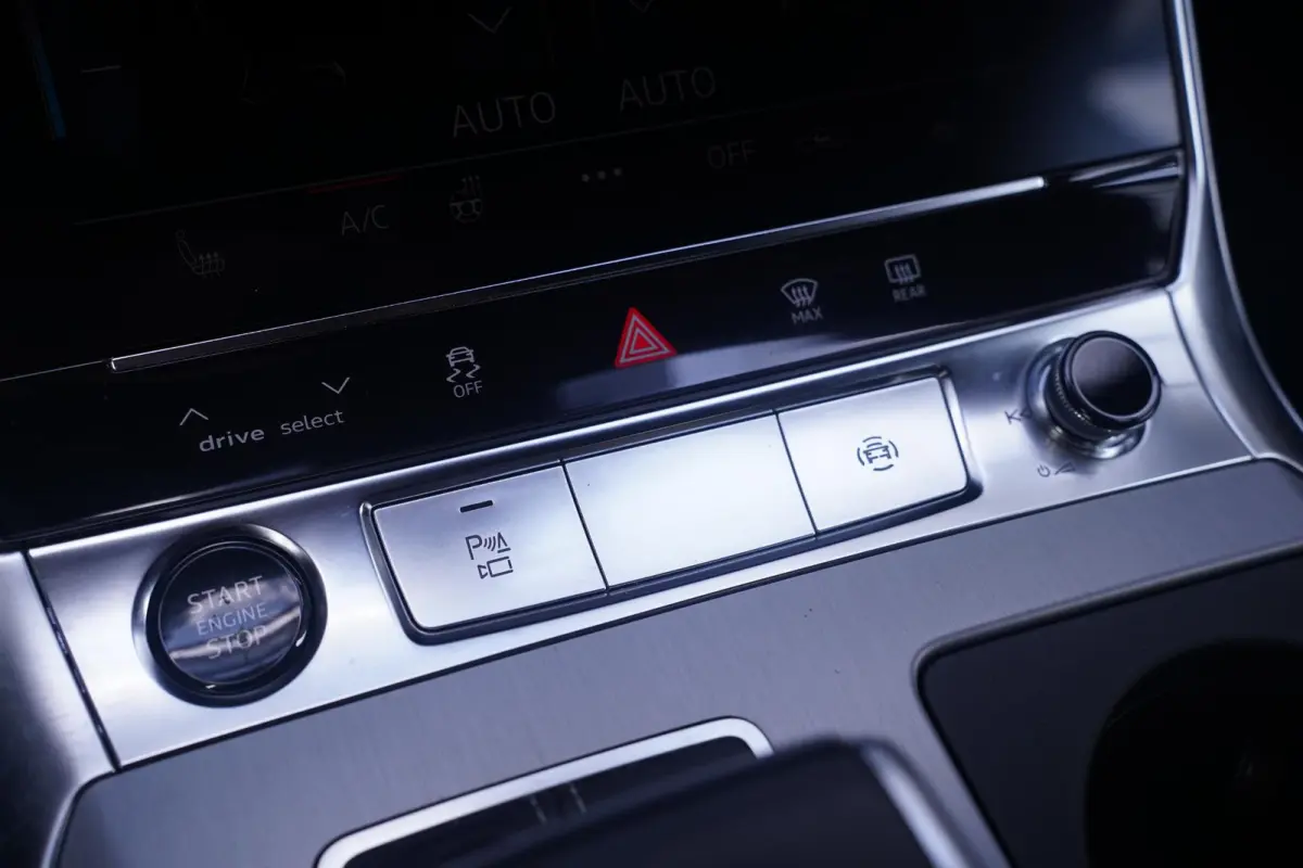 55 TFSI e quattro S Line SOH 90% Apple Carplay Camera Stoel-/stuurverwarming Memory Trekhaak wegklapbaar Matrix Led