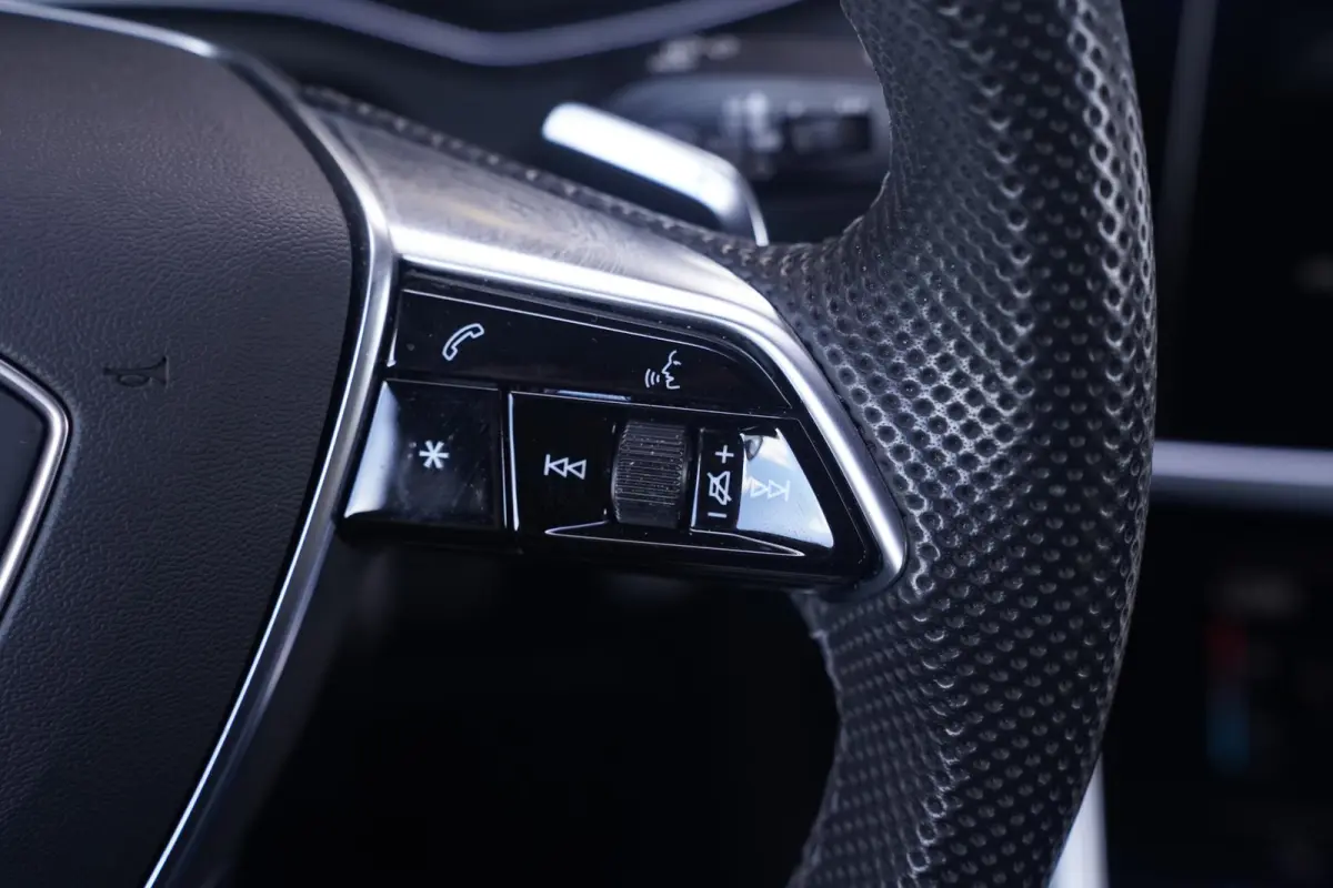 55 TFSI e quattro S Line SOH 90% Apple Carplay Camera Stoel-/stuurverwarming Memory Trekhaak wegklapbaar Matrix Led