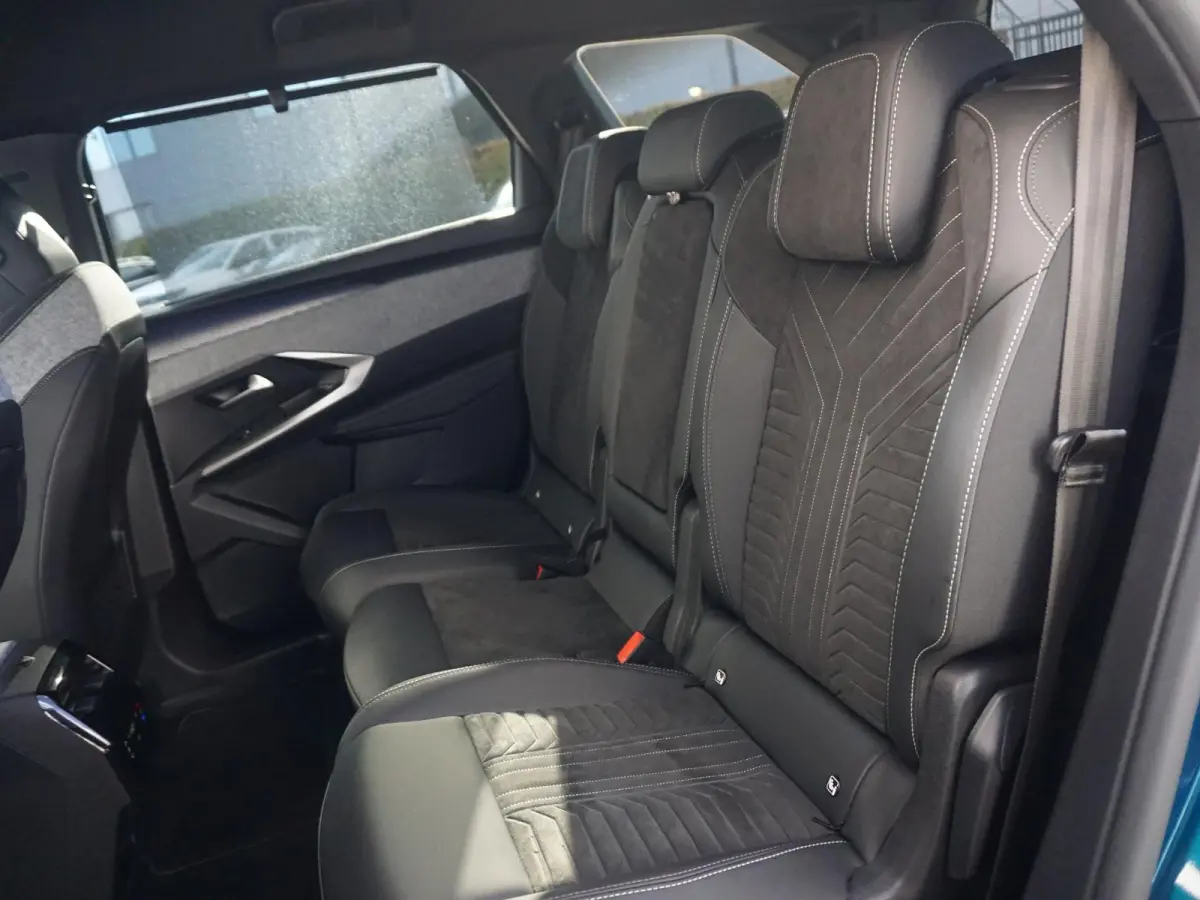 GT Avantage 73 kWh 7p Leder Alcantara